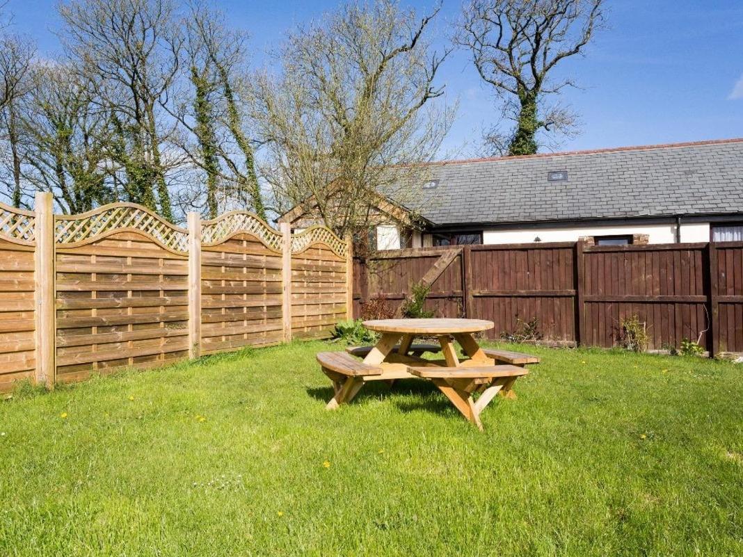 Billy'S Barn Villa Bradworthy Exterior photo
